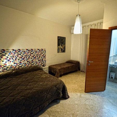 Aback Policlinico Hotel Bari Buitenkant foto