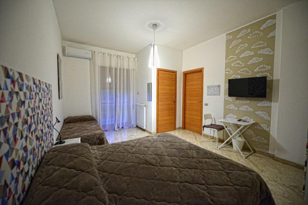 Aback Policlinico Hotel Bari Buitenkant foto