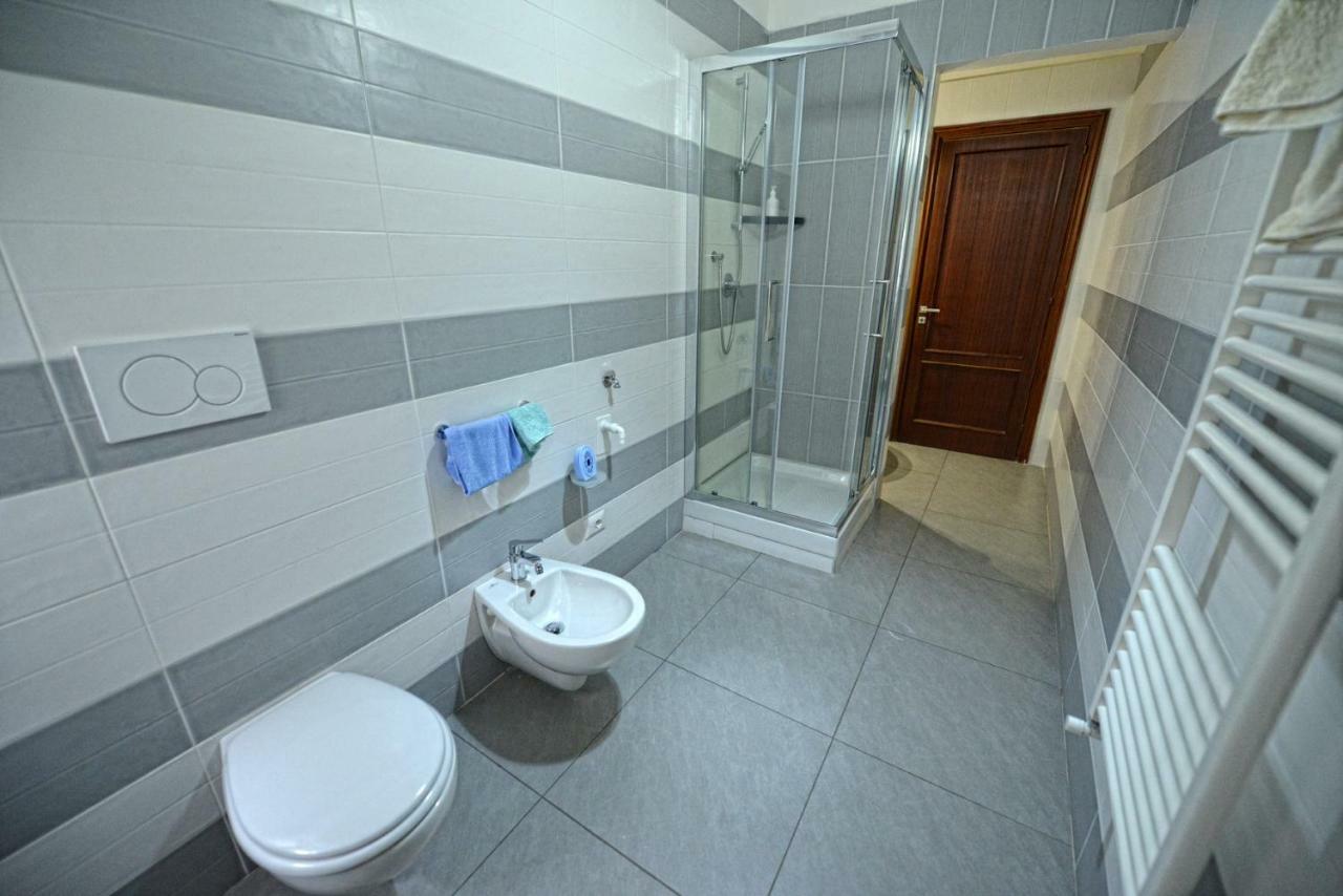Aback Policlinico Hotel Bari Buitenkant foto